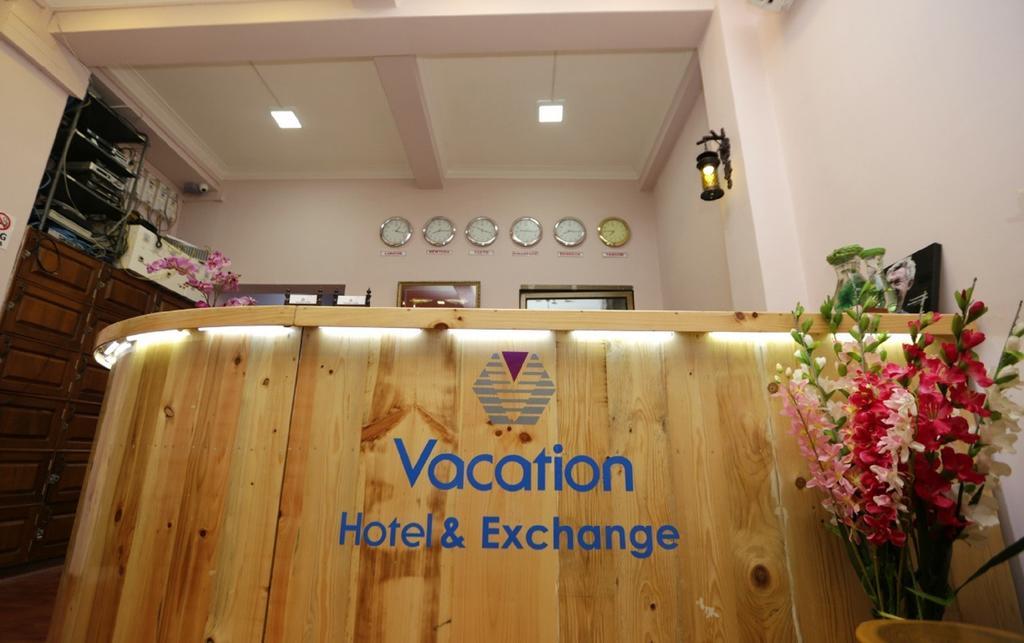 Vacation Hotel Yangon Bagian luar foto
