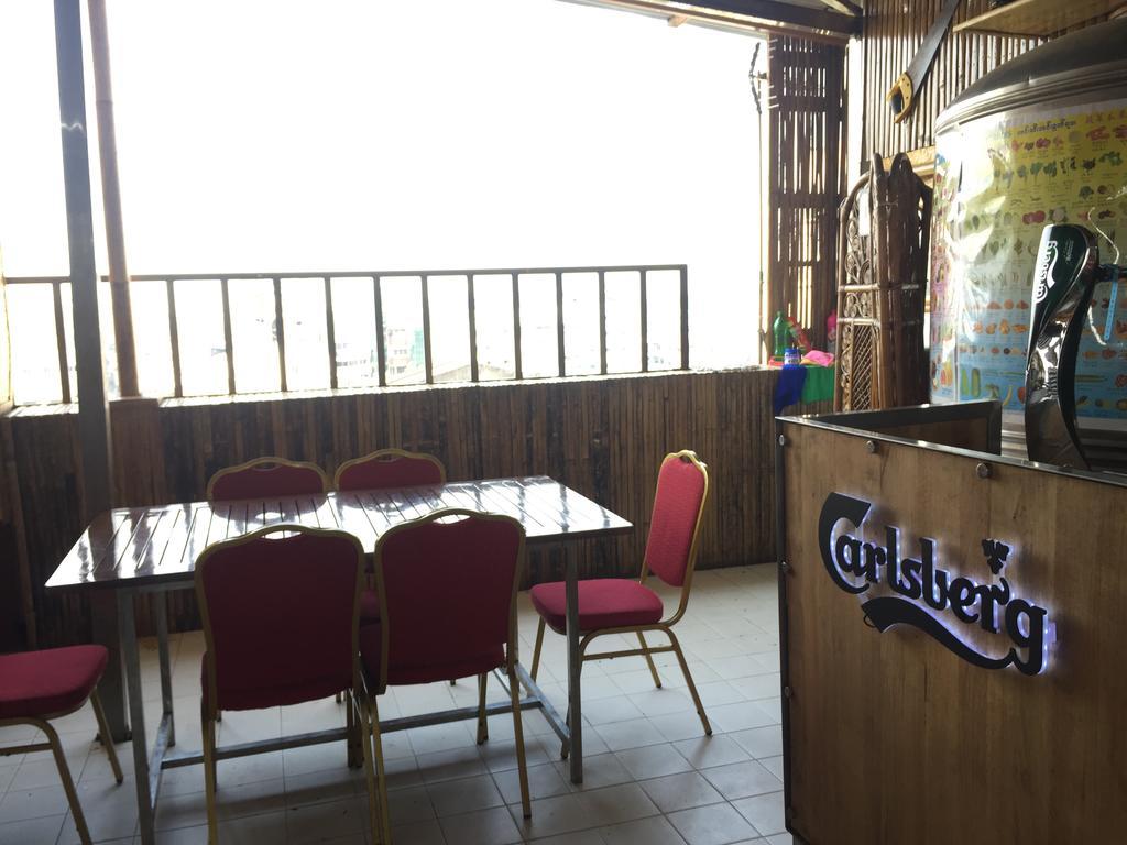 Vacation Hotel Yangon Bagian luar foto
